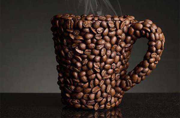 【飲料大騙局】每天喝飲料提神醒腦，小心讓你「咖啡因中毒」