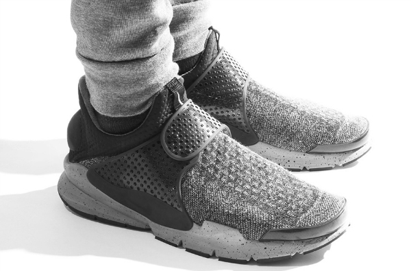 迷人「Dark Grey」配色絕對要入手！Nike Sock Dart秋冬Premium版本曝光！
