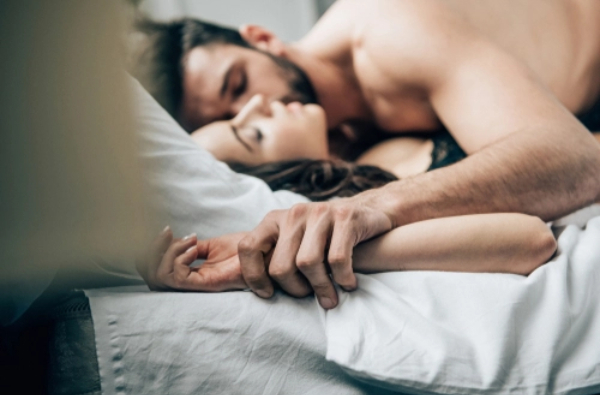 哪些特質的女人，會讓男人在床上感覺特別舒服？