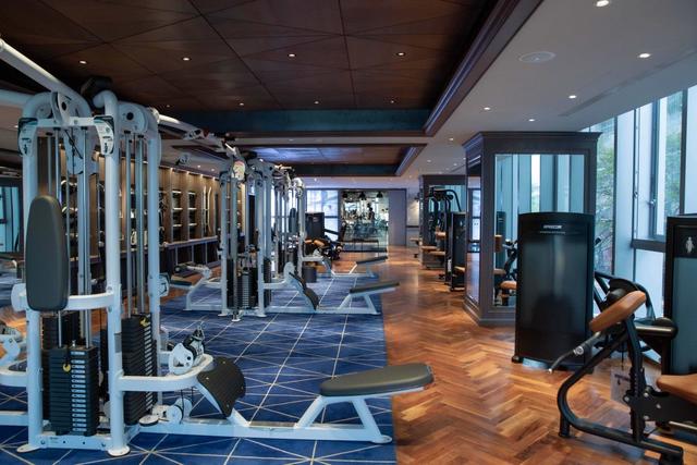 咖啡廳也玩斜槓?路易莎打造全新500坪「文青健身房」,運動完還能喝高蛋白飲品!