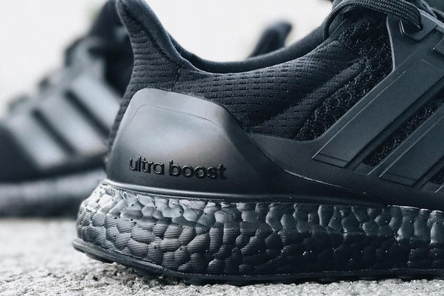 Triple black 3.0 hot sale ultra boost