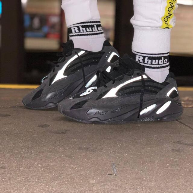 yeezy 700 vanta 3m